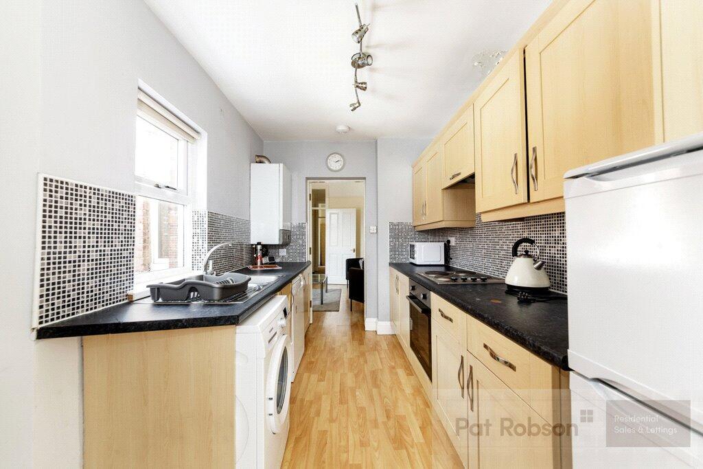 Apartment in Newcastle upon Tyne - View 4