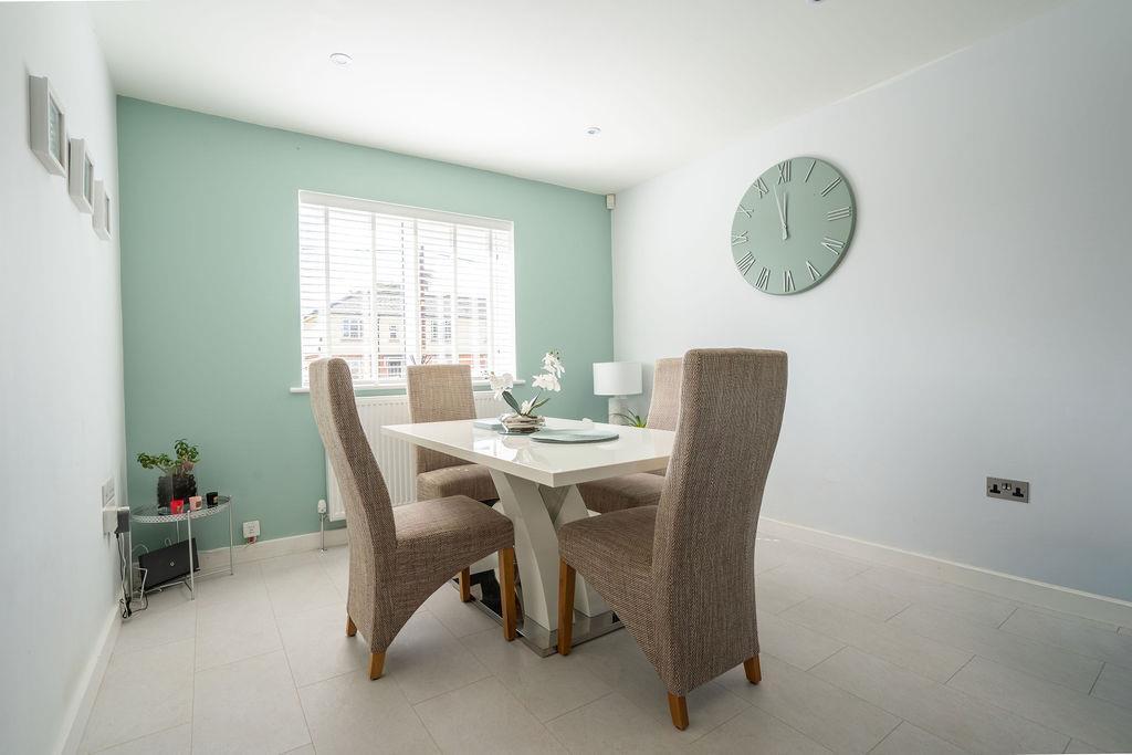House in Ipswich - View 5