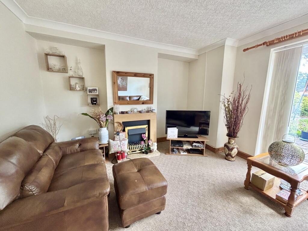 House in Pontardawe, Neath Port Talbot - View 5