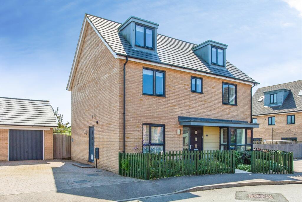 Main image of property: Sunderland Close, Upper Cambourne, Cambridge