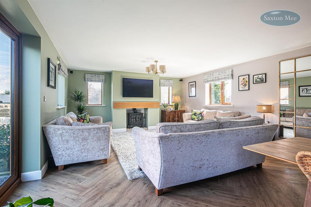 House in Sheffield, Middlewood, Bradfield - View 5
