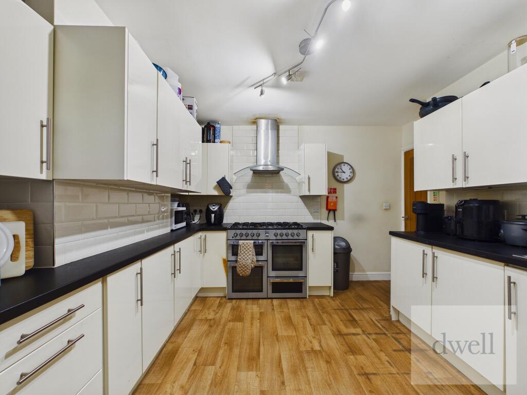 House in Leeds - View 2