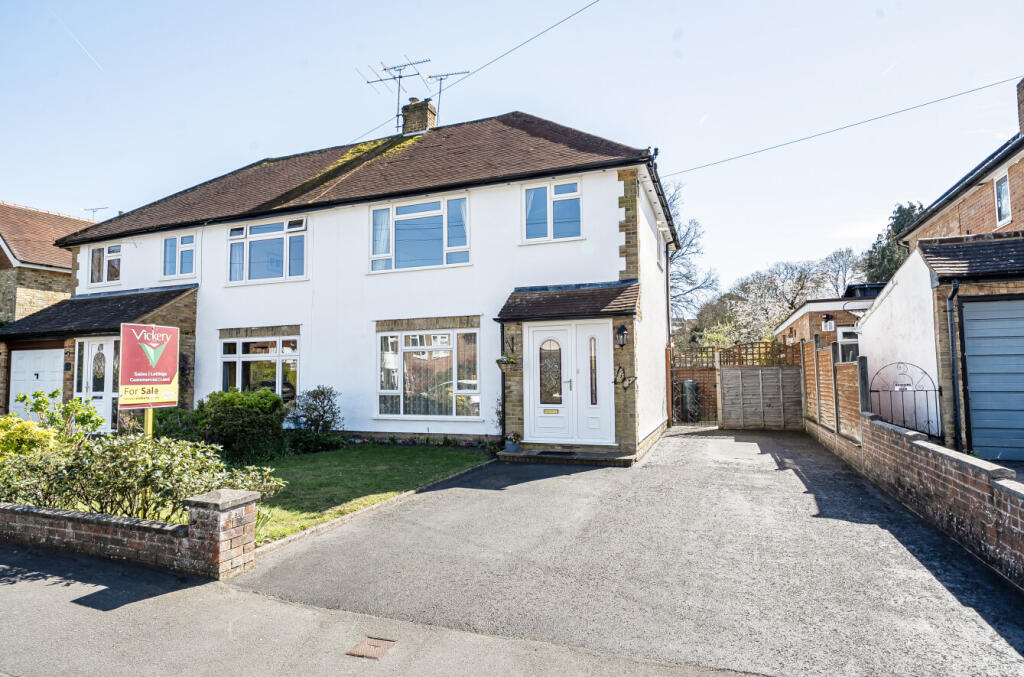 Main image of property: Le Marchant Road, Frimley, Camberley, Surrey, GU16