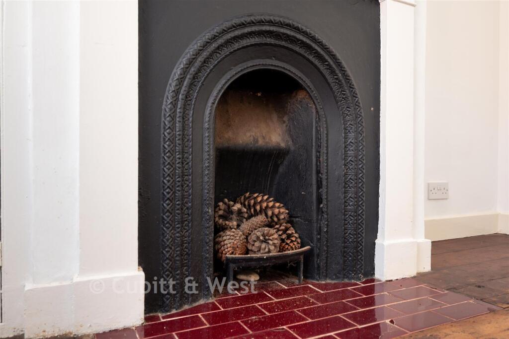 House in Mole Valley, Surrey - More