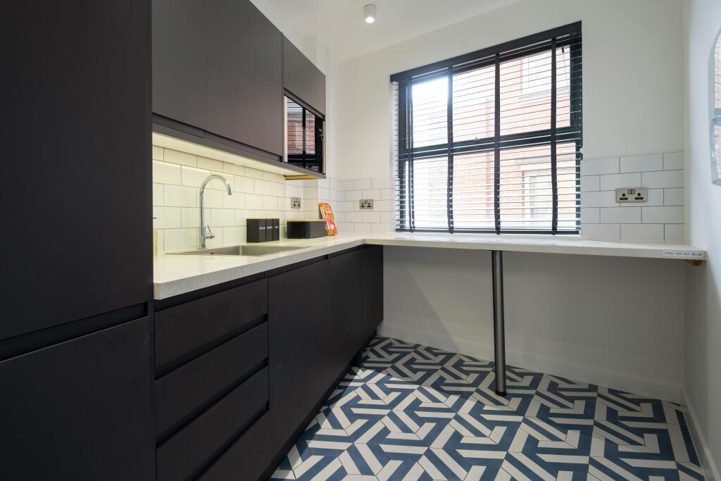 36-38 Cornhill - Interior - 4F 17.jpg