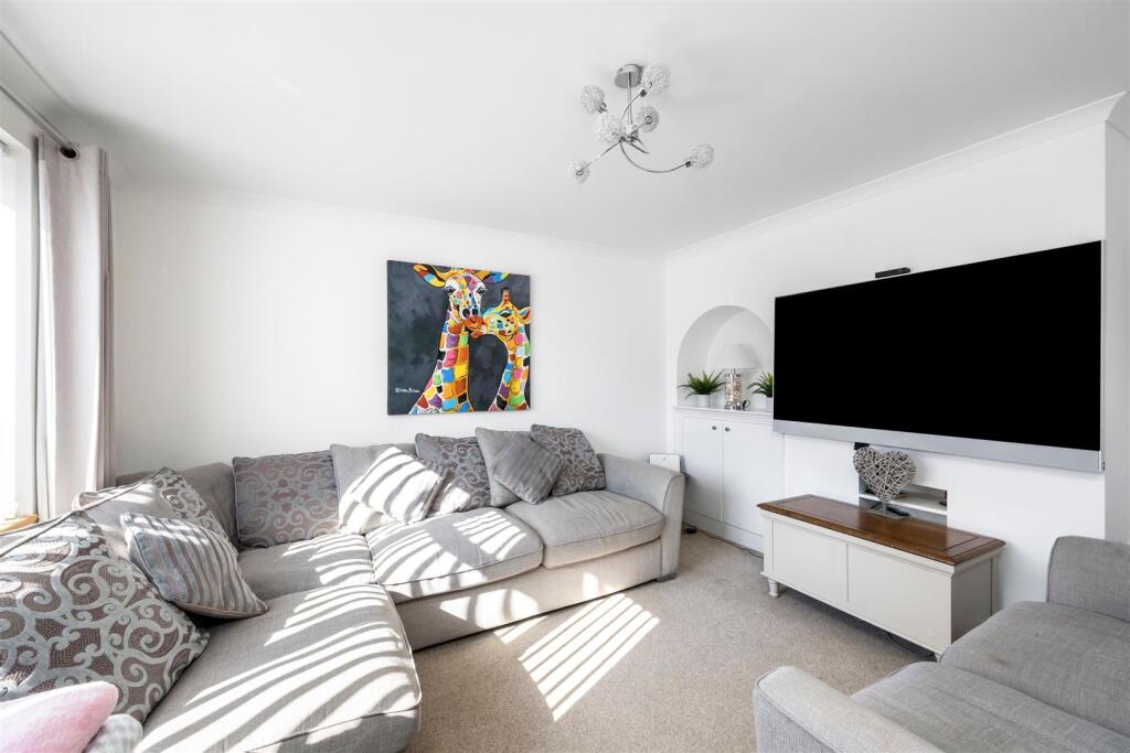 House in Adur, West Sussex - View 3