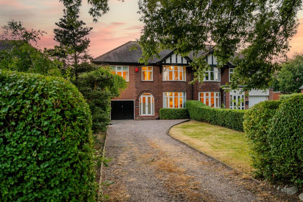 Main image of property: Norwood, The Avenue, Comberbach