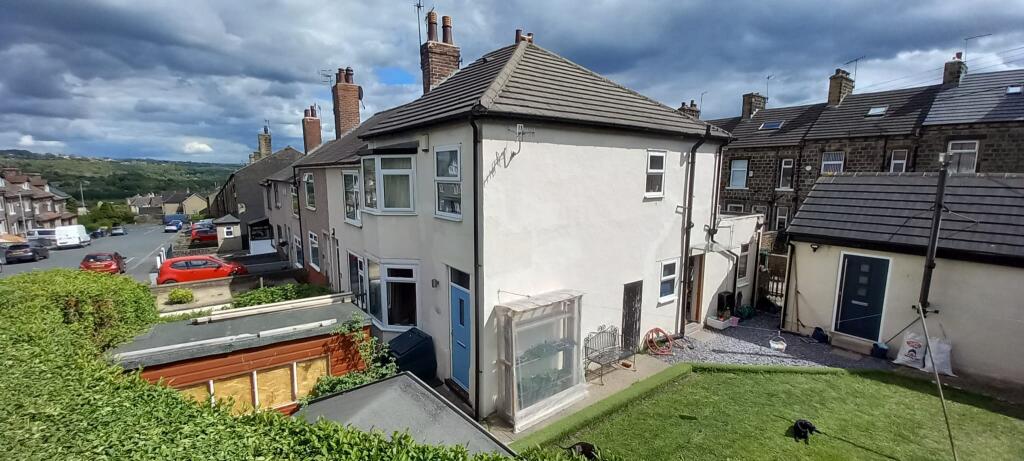 Main image of property: Fourlands Road, Bradford