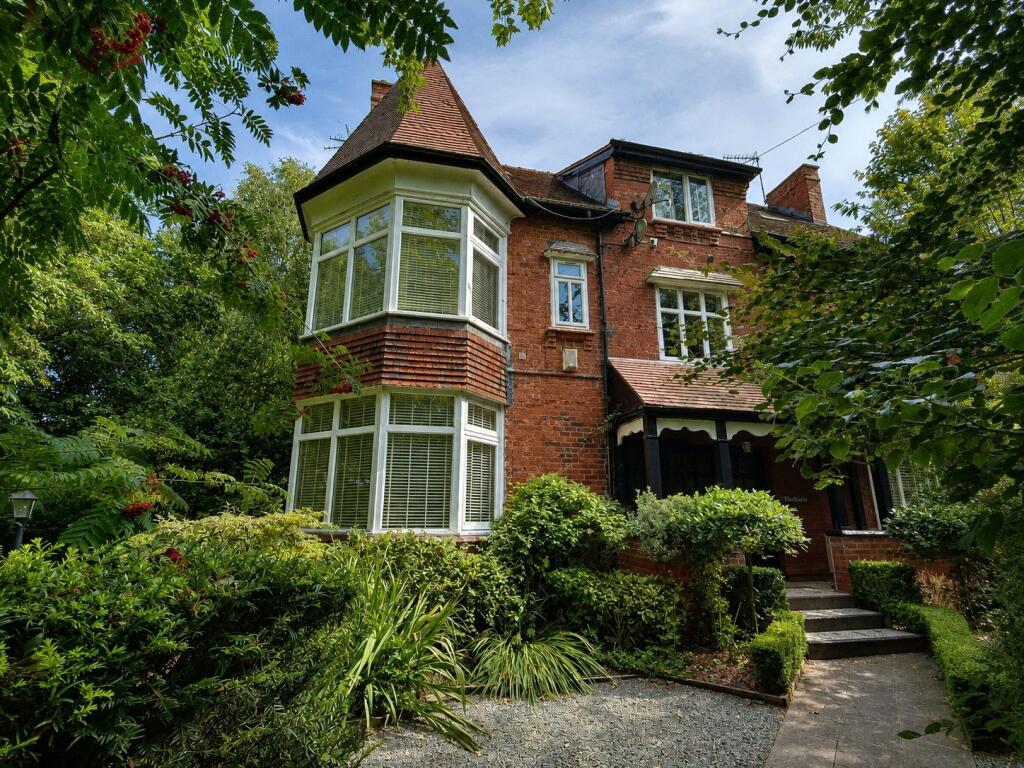 Main image of property: Parkfield Road South, Didsbury, M20
