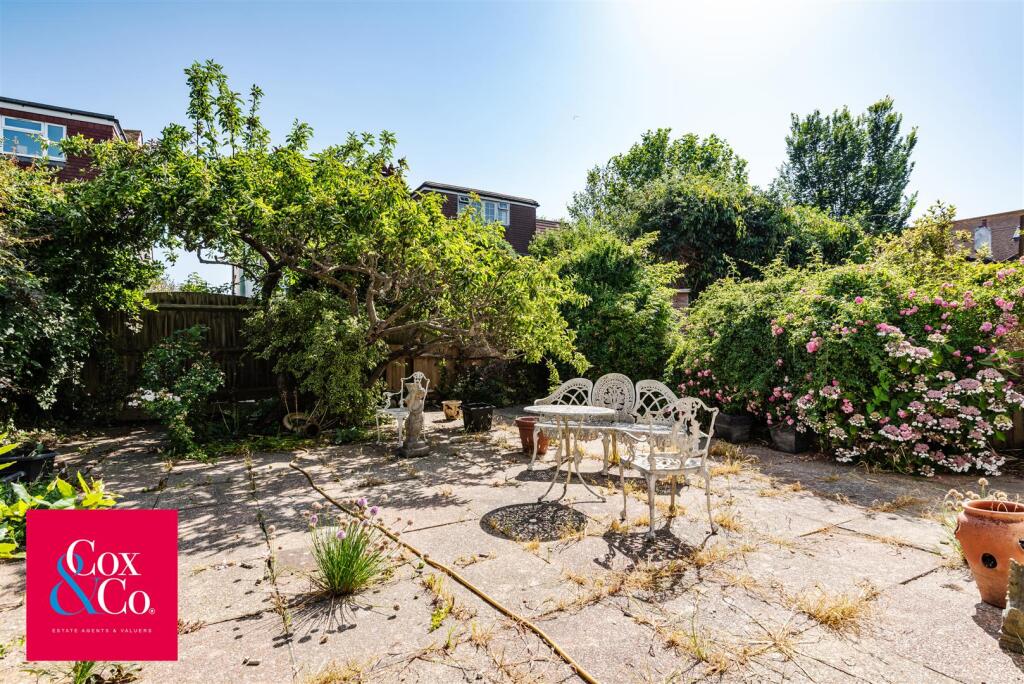 House in Hove, Hangleton - View 3