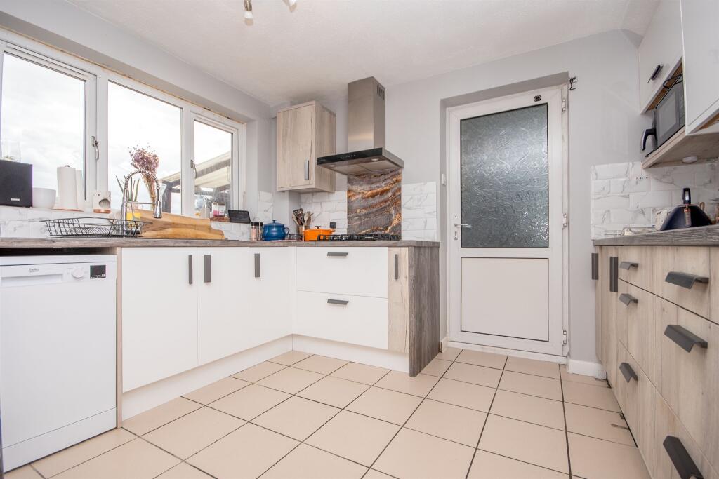 House in Desborough, North Northamptonshire - View 5