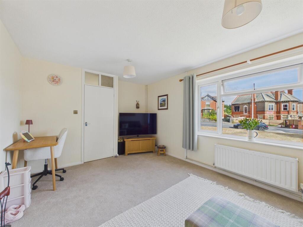 House in Malvern, Barnard's Green - View 4