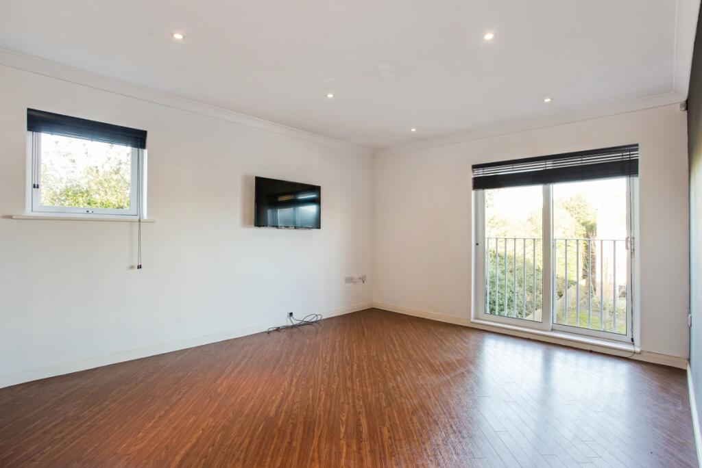 Apartment in St Albans - View 2