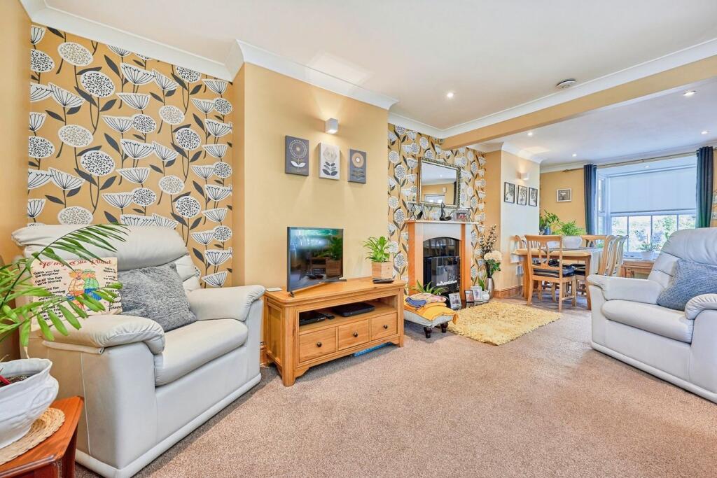 London Road, Buntingford, SG9 photo 2