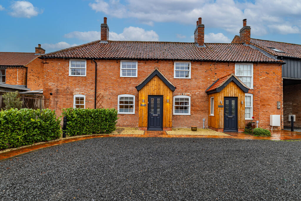 Main image of property: Main Road, Long Bennington