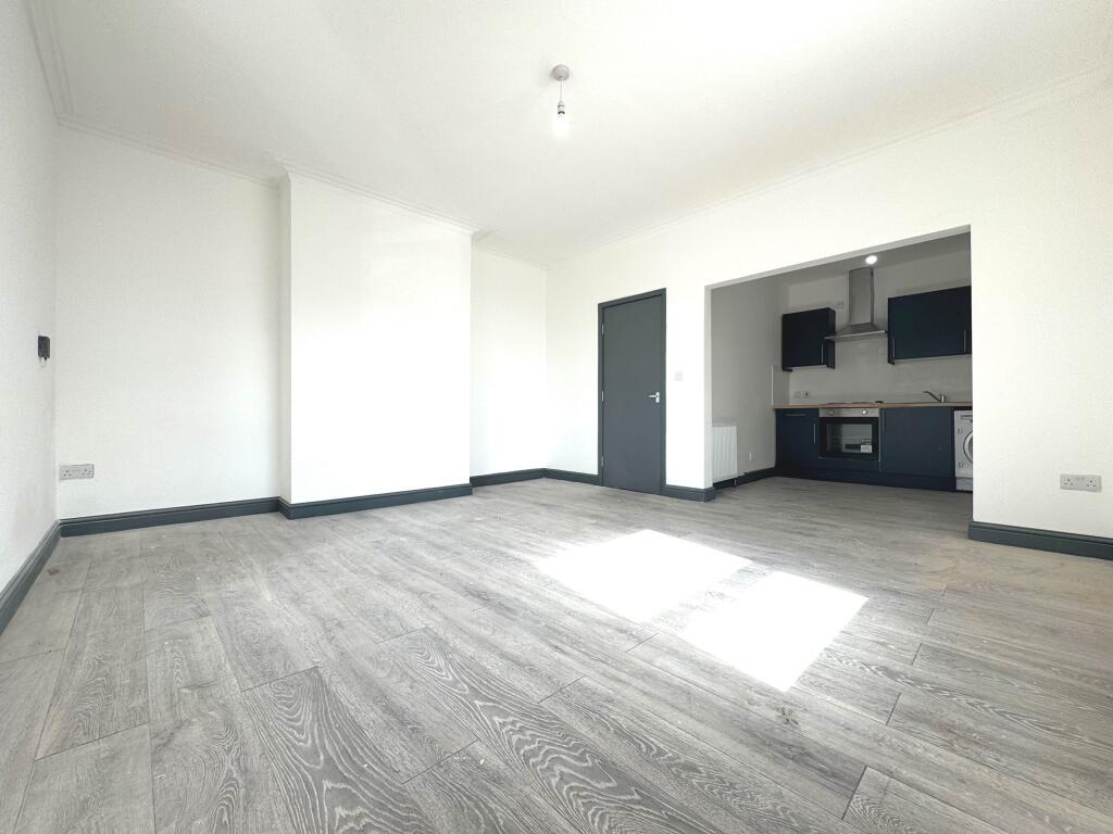 Main image of property: 327A Harehills lane