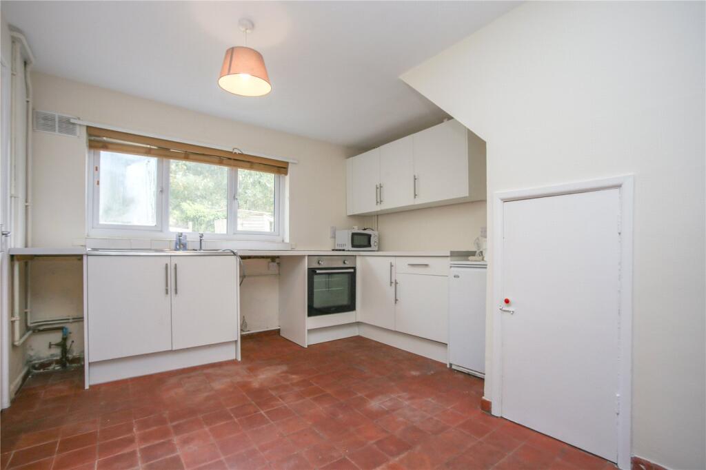 House in Cheltenham, Rendcomb - View 4