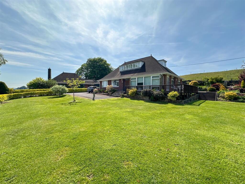 House in Staffordshire Moorlands, Horse Bridge, Longsdon - View 4