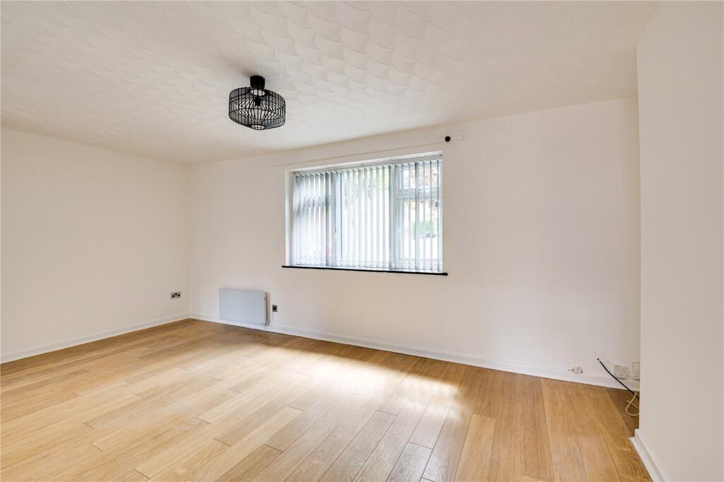Apartment in Liverpool - View 5