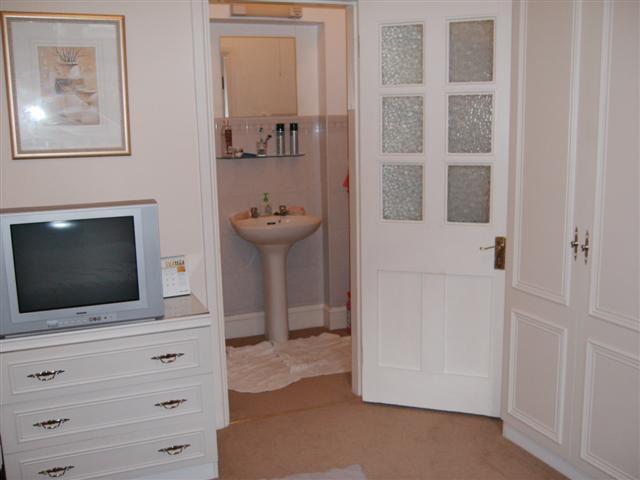 Apartment in Oxford - View 5