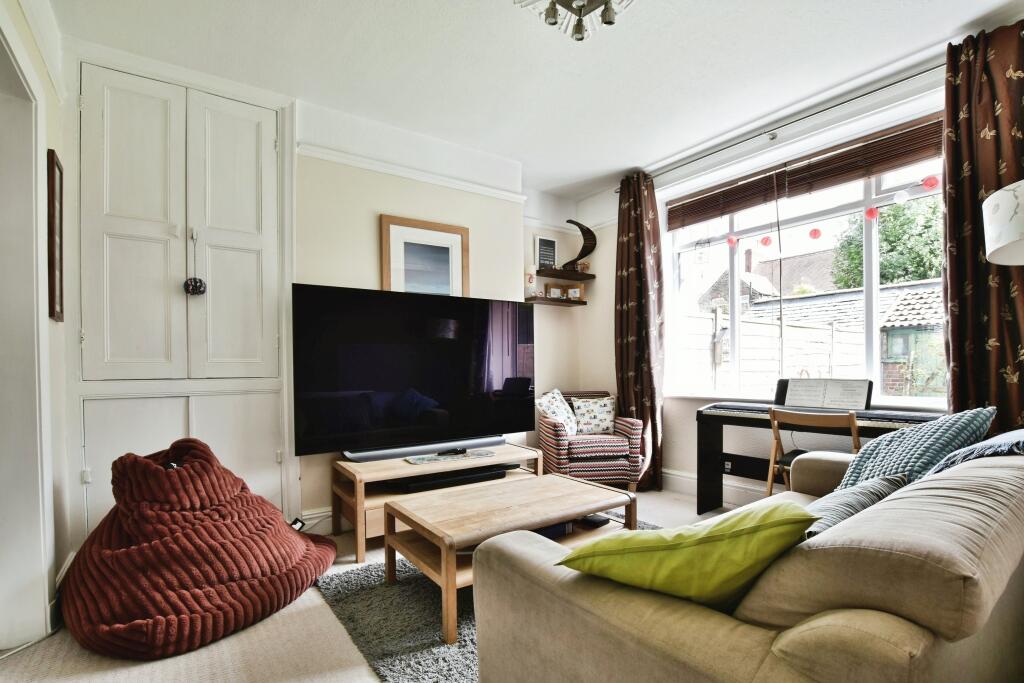 House in Macclesfield, Moss Rose - View 5