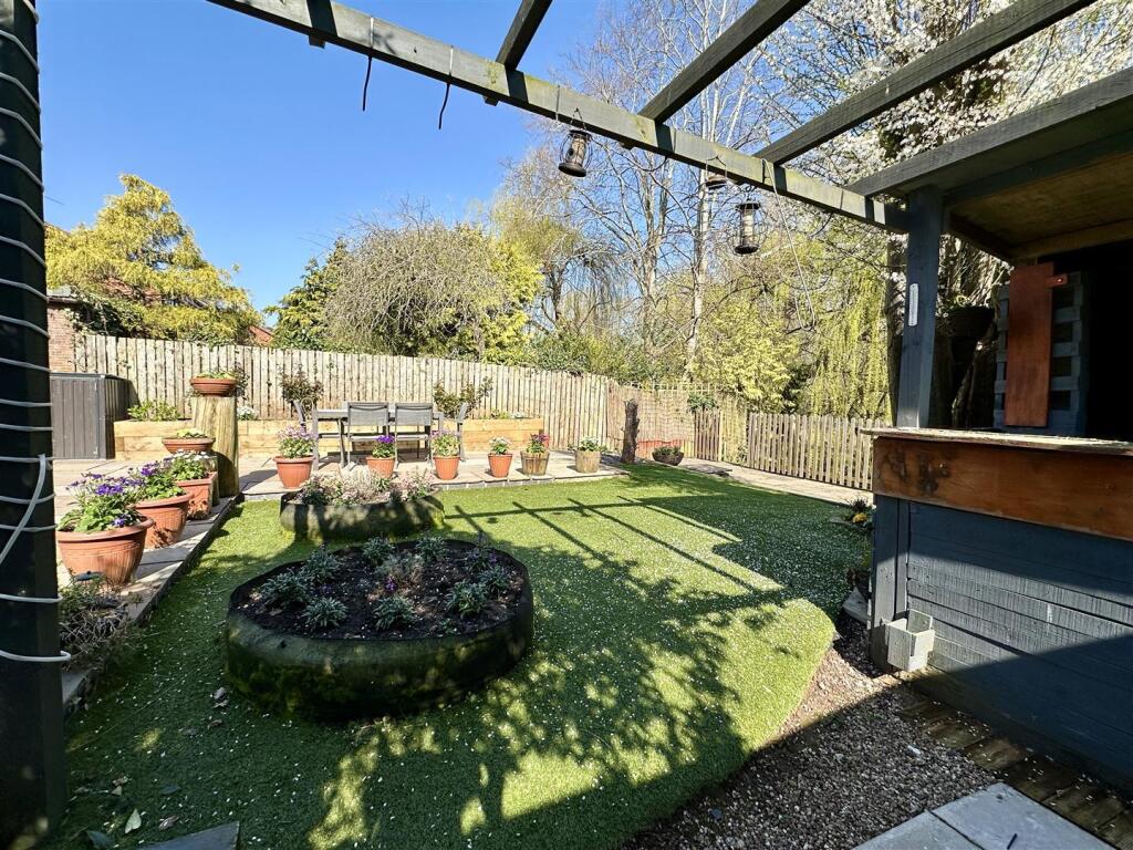 Additional image 34 of Riverside, Studley