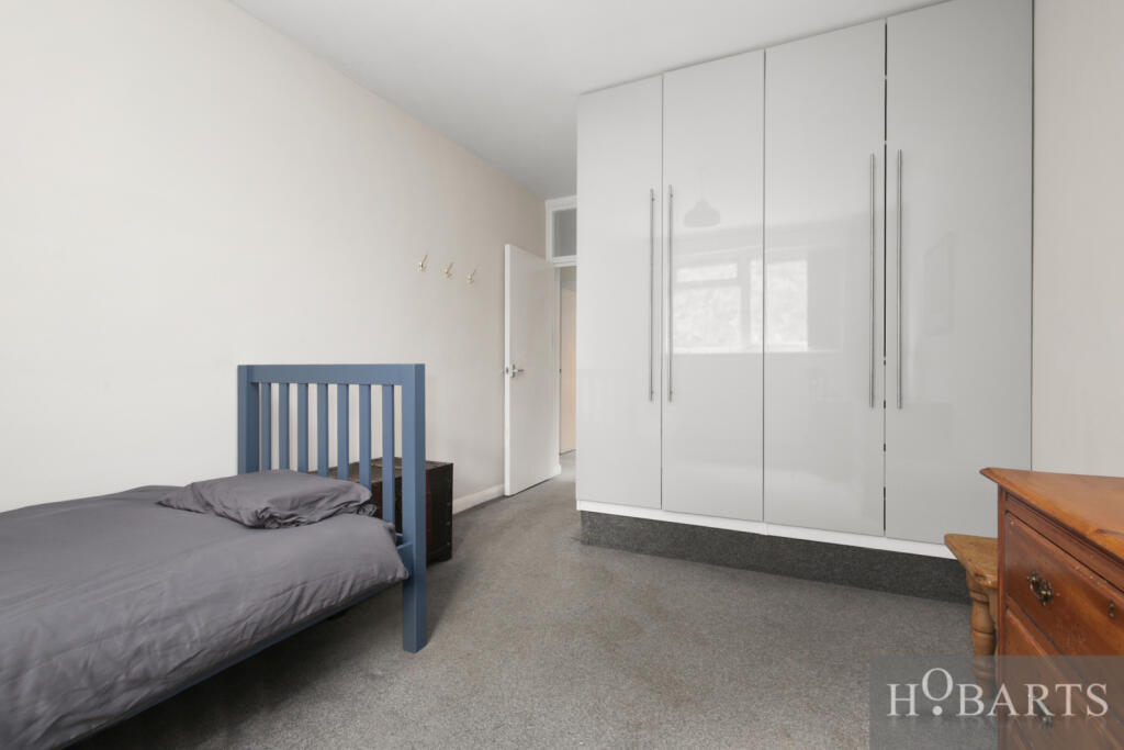 Apartment in London - More