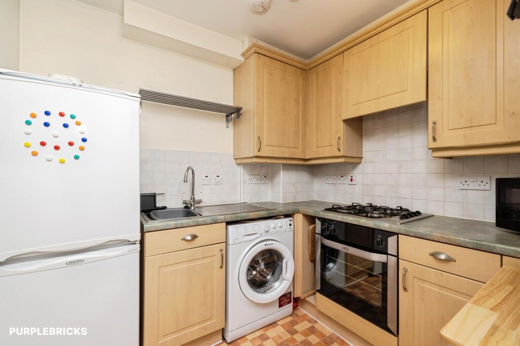 Apartment in London - More