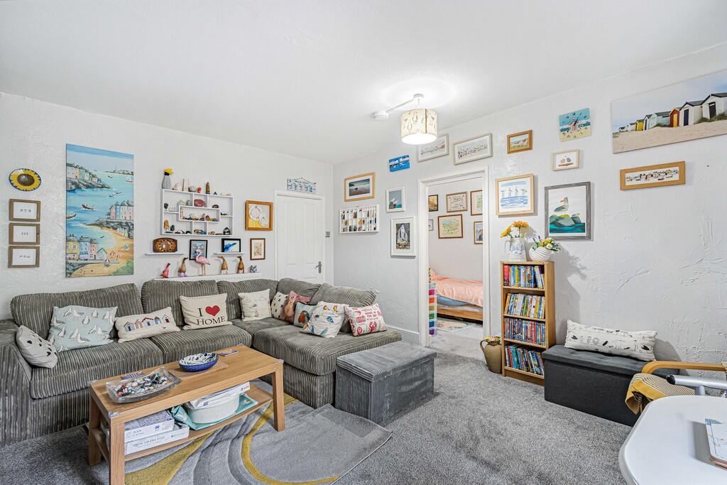 Apartment in Teignbridge, Teignmouth - More