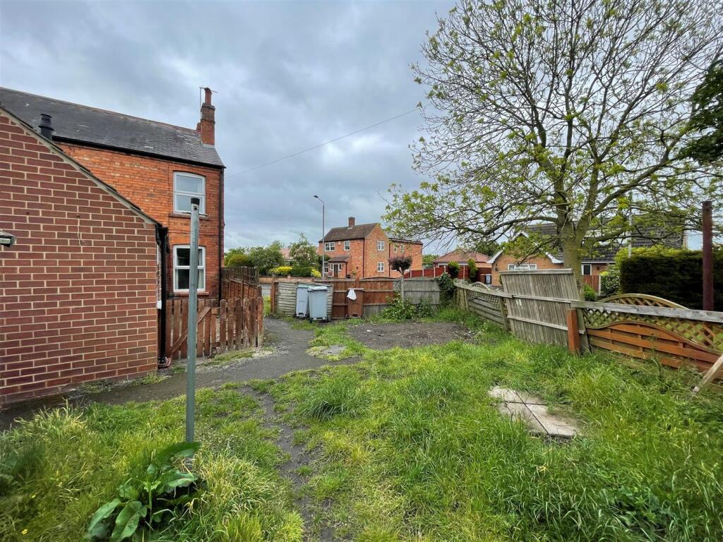 Pinfold Lane, Balderton, Newark - View 2