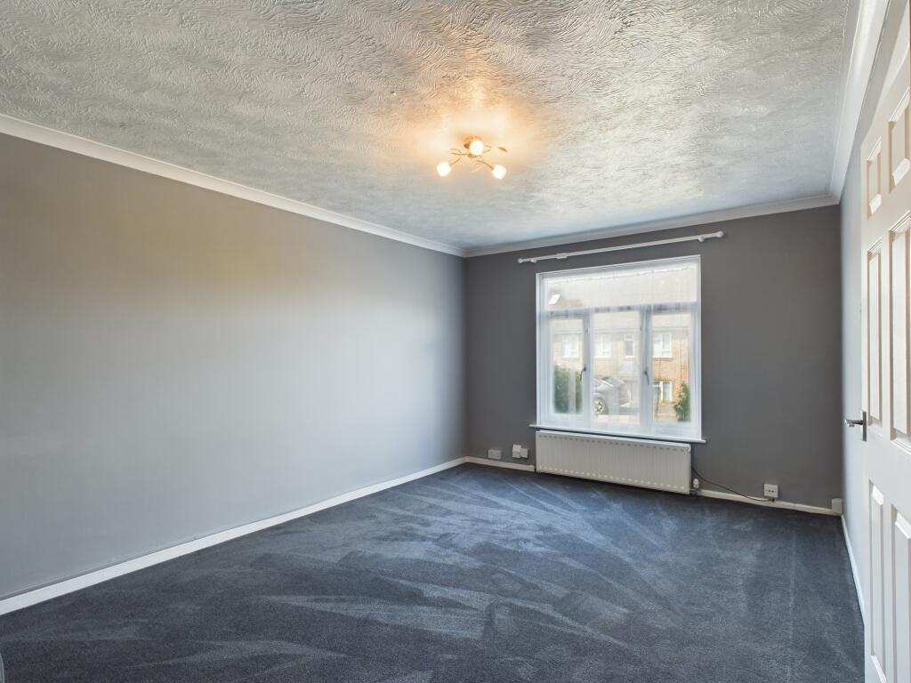 Apartment in Hove, Hangleton - View 4