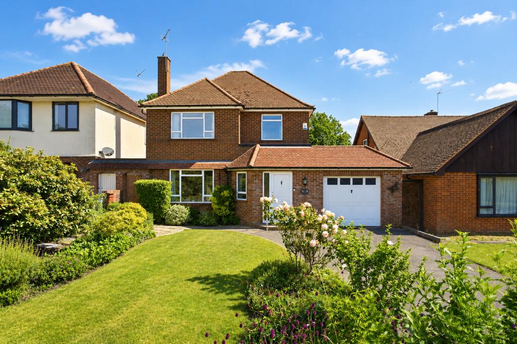 Main image of property: Colney Heath Lane, St. Albans, Hertfordshire, AL4