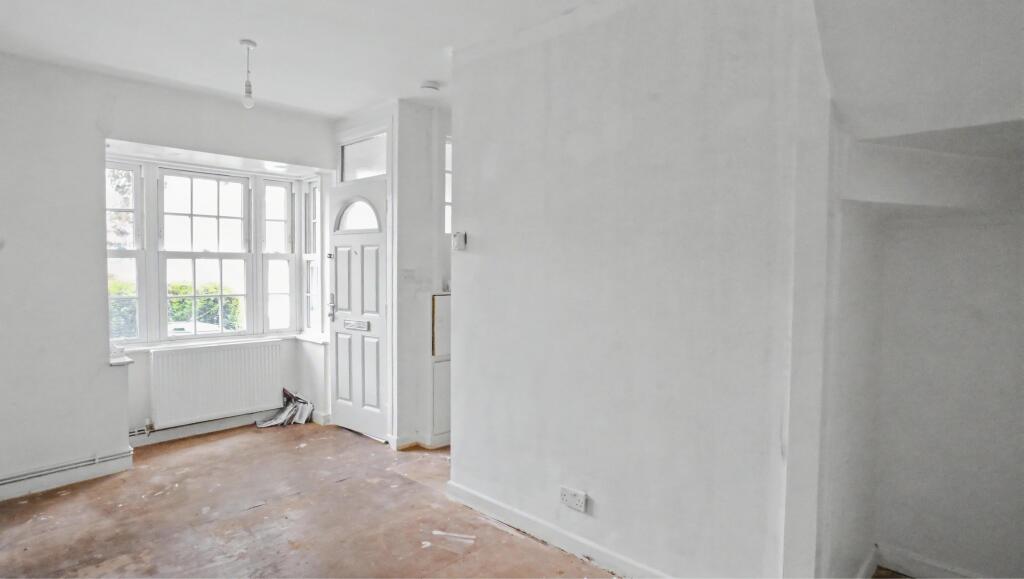 House in London - View 2
