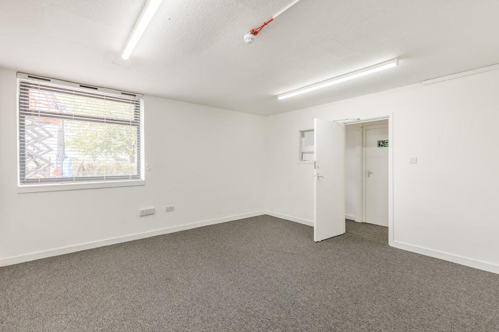heywood-distribution-park_unit-unit-p01-17_20260512-125750.jpg