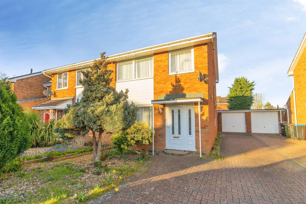 Main image of property: Temple Close, Bletchley, Milton Keynes