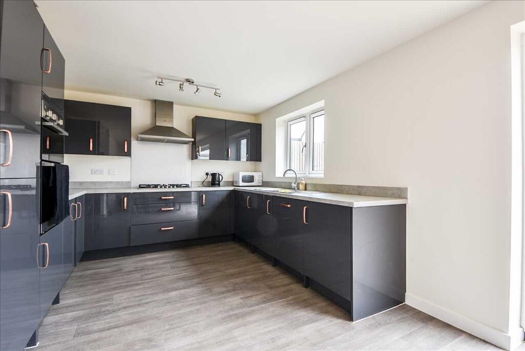 House in Northampton, Wellingborough - View 4