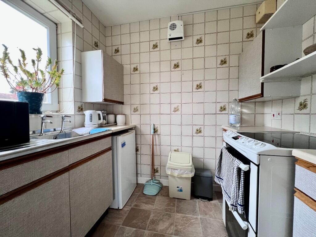 Brinton Lane, SO45 - View 5