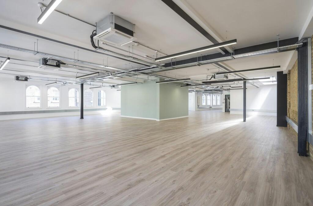 1st floor office space