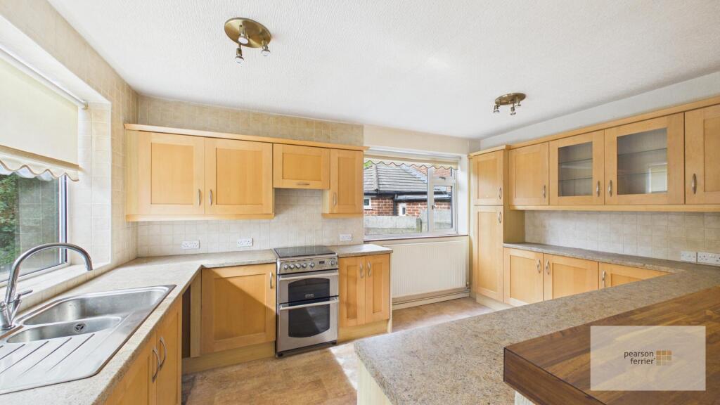 House in Bolton - View 5