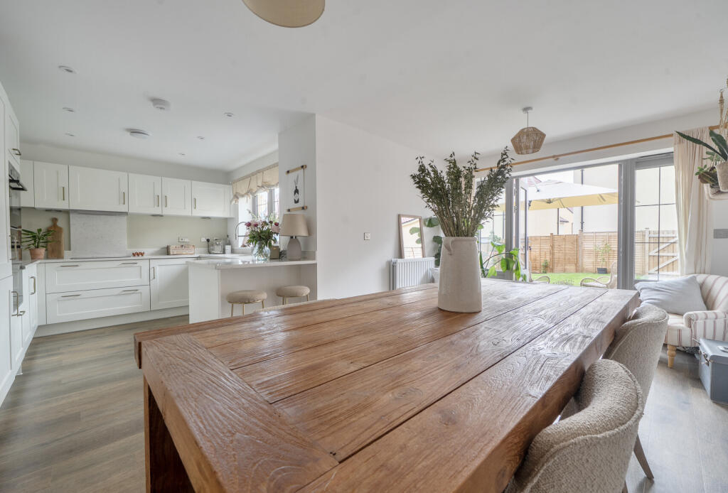 Skipper Road, Bath, Somerset, BA2 photo 4