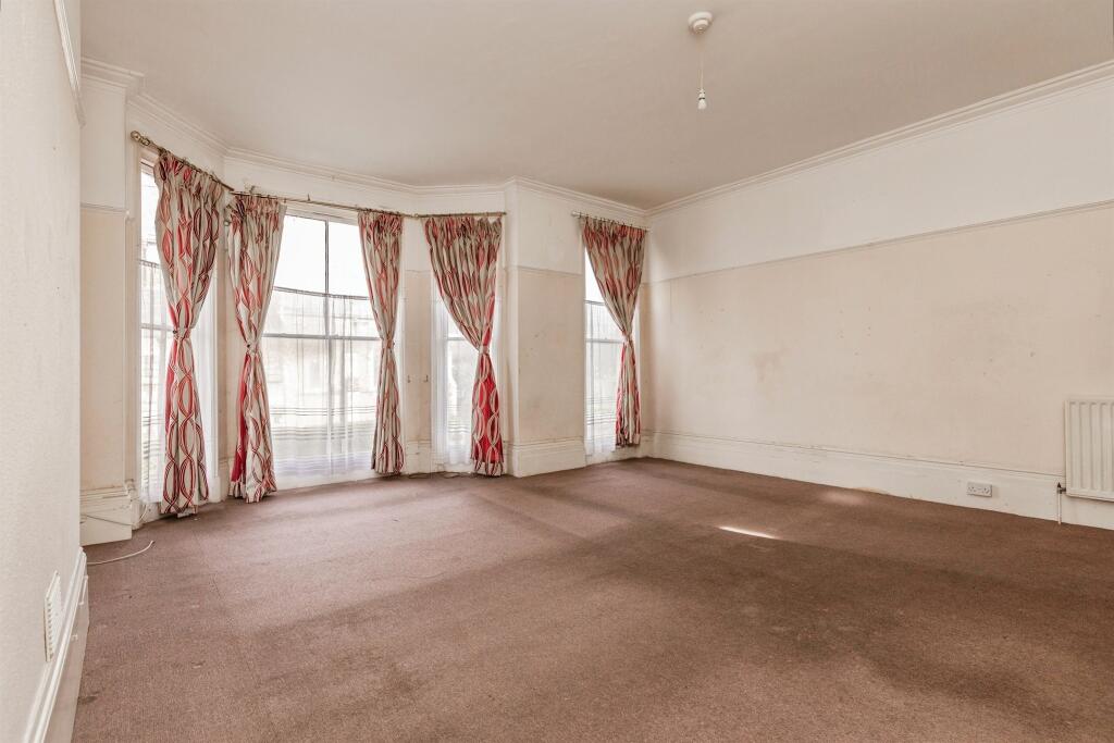 St. Margarets Road, St. Leonards-On-Sea photo 4