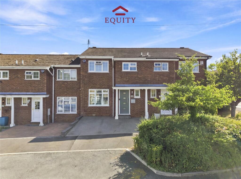 Main image of property: Grovedale Close, Cheshunt, Waltham Cross, Hertfordshire, EN7