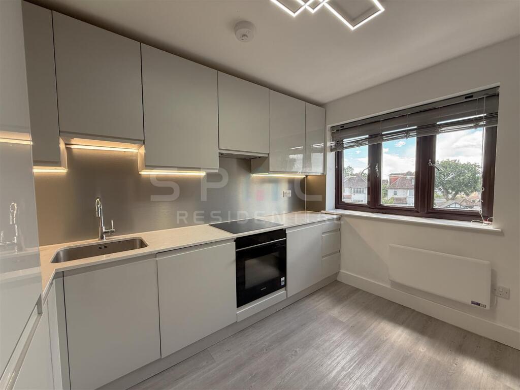 Main image of property: Modern 2 Bedroom flat on Hale Lane NW7