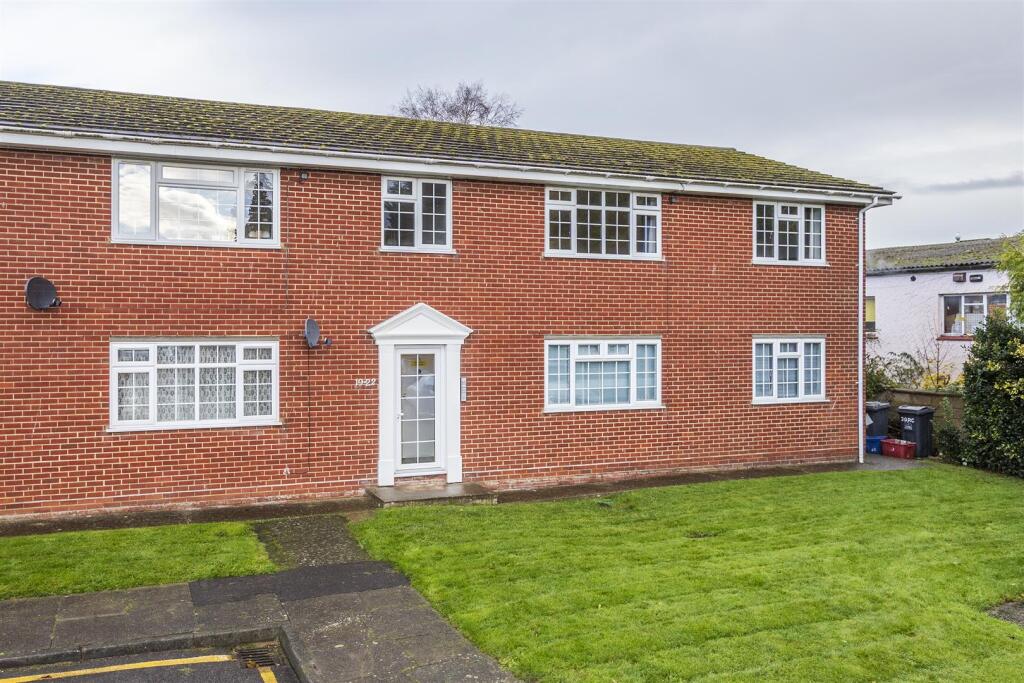 Main image of property: Roseacre Close, Canterbury