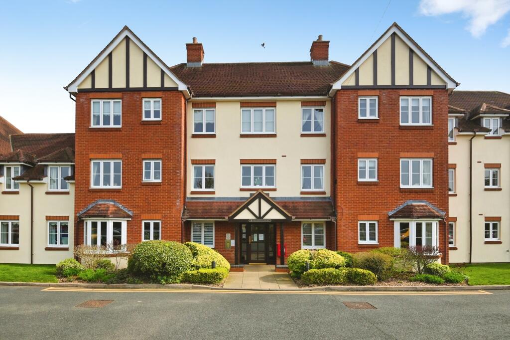 Main image of property: 155 Chester Road, Sutton Coldfield, B74