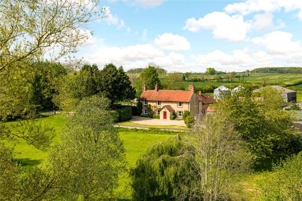 Main image of property: Lillingstone Dayrell, Buckingham