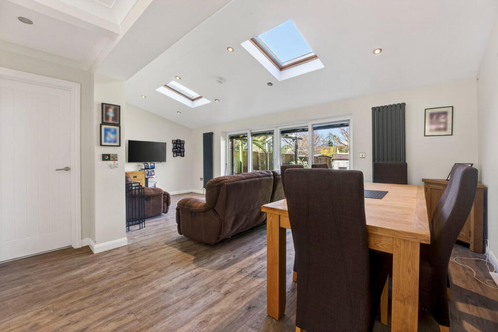 House in Barton Seagrave, North Northamptonshire - View 4