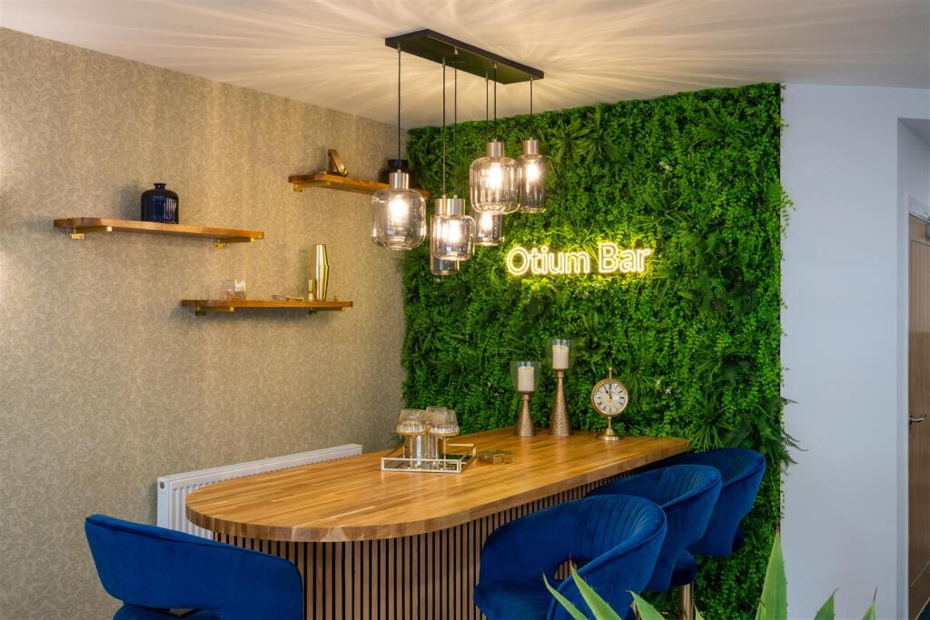 Otium, Manchester Road, Stocksbridge, Sheffield - View 2