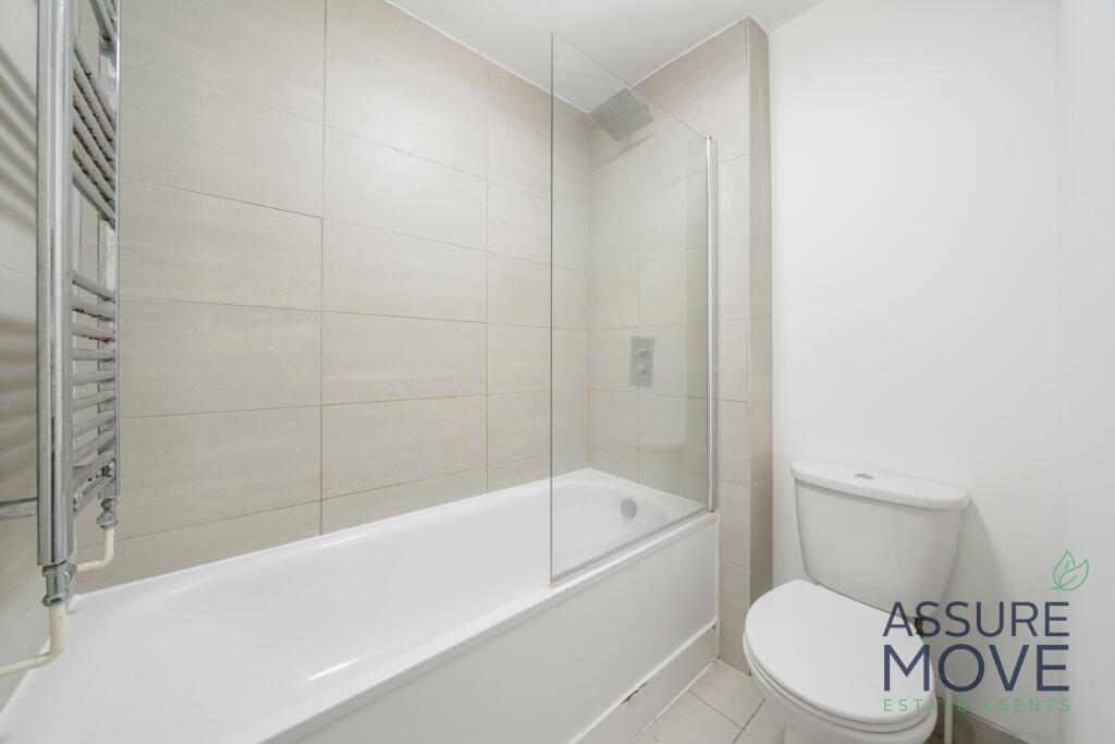 Apartment in London - More