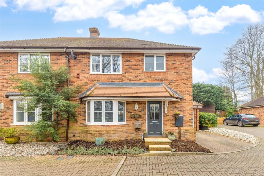 Scarff Close, Mardley Heath, Welwyn, Hertfordshire, AL6